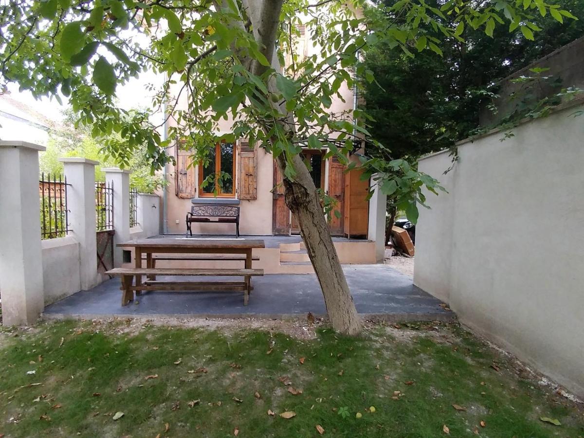 Maison Jardin Et Parking Prive Dans Grenoble Eksteriør bilde