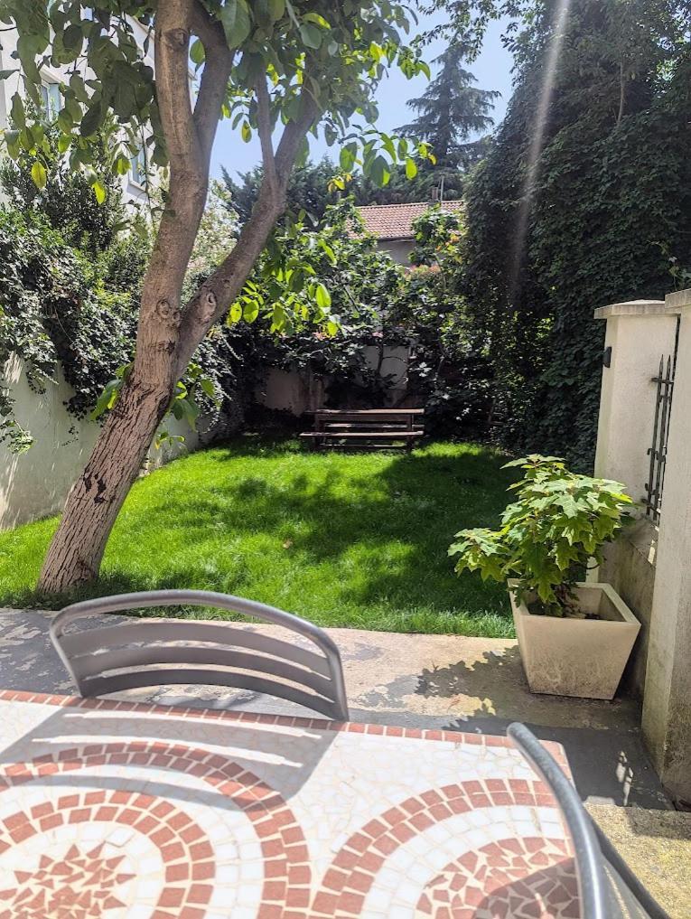 Maison Jardin Et Parking Prive Dans Grenoble Eksteriør bilde